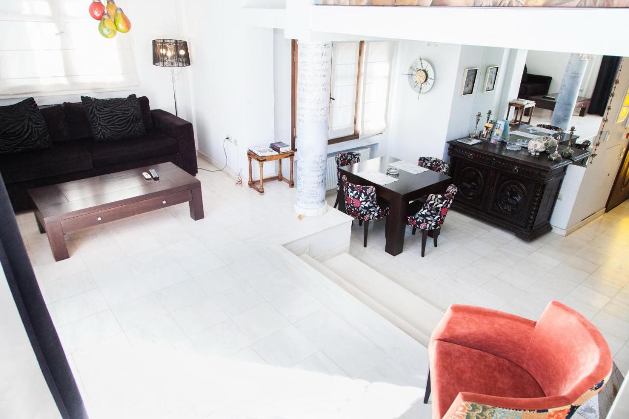 Unique Apt W/ Veranda Walking Distance To Sites Διαμέρισμα Αθήνα Εξωτερικό φωτογραφία