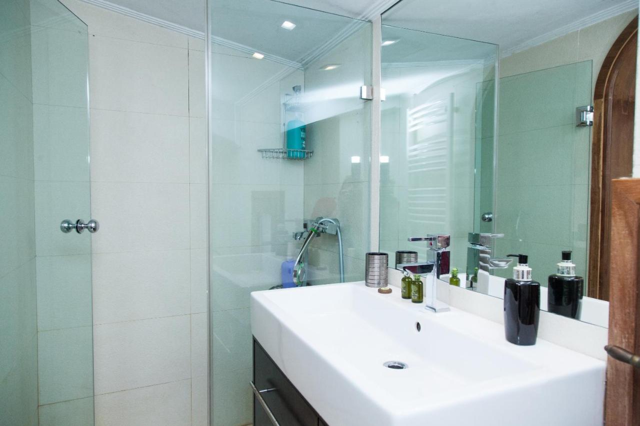 Unique Apt W/ Veranda Walking Distance To Sites Διαμέρισμα Αθήνα Εξωτερικό φωτογραφία