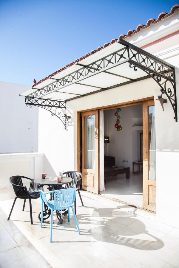 Unique Apt W/ Veranda Walking Distance To Sites Διαμέρισμα Αθήνα Εξωτερικό φωτογραφία